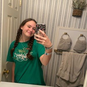 Meet your Posher, Chrissy